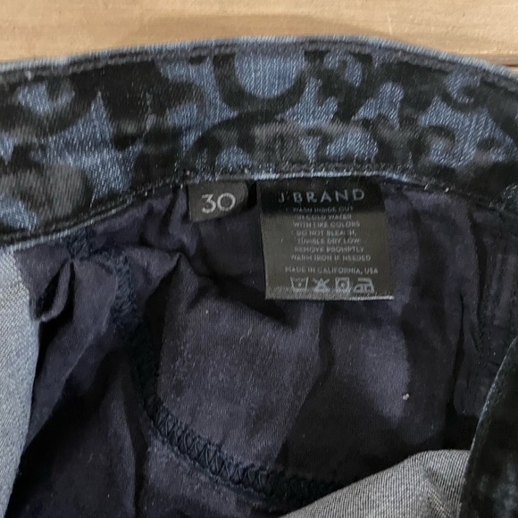 J Brand Black velvet and Jean skinny jean size 30 - Picture 6 of 6